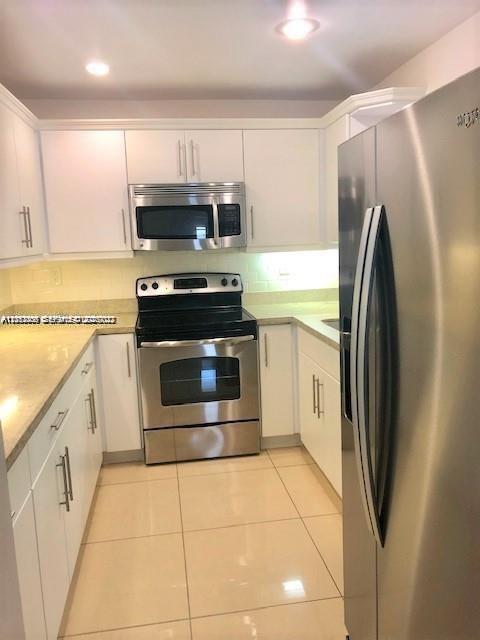400 Majorca Ave 400