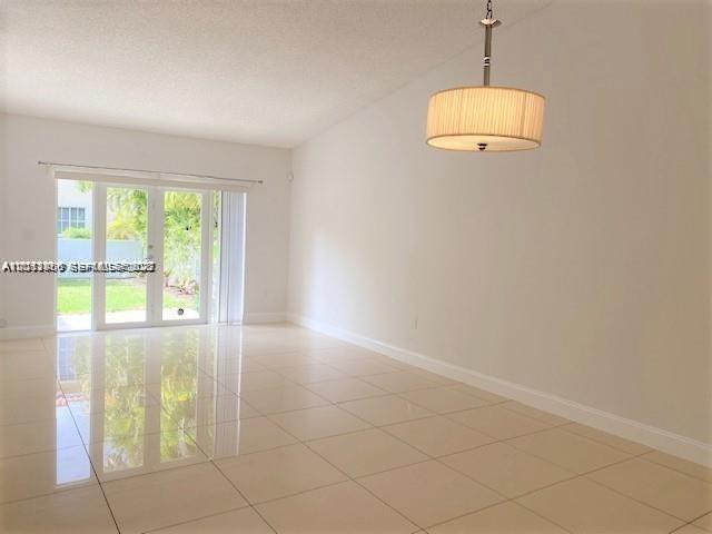 400 Majorca Ave 400