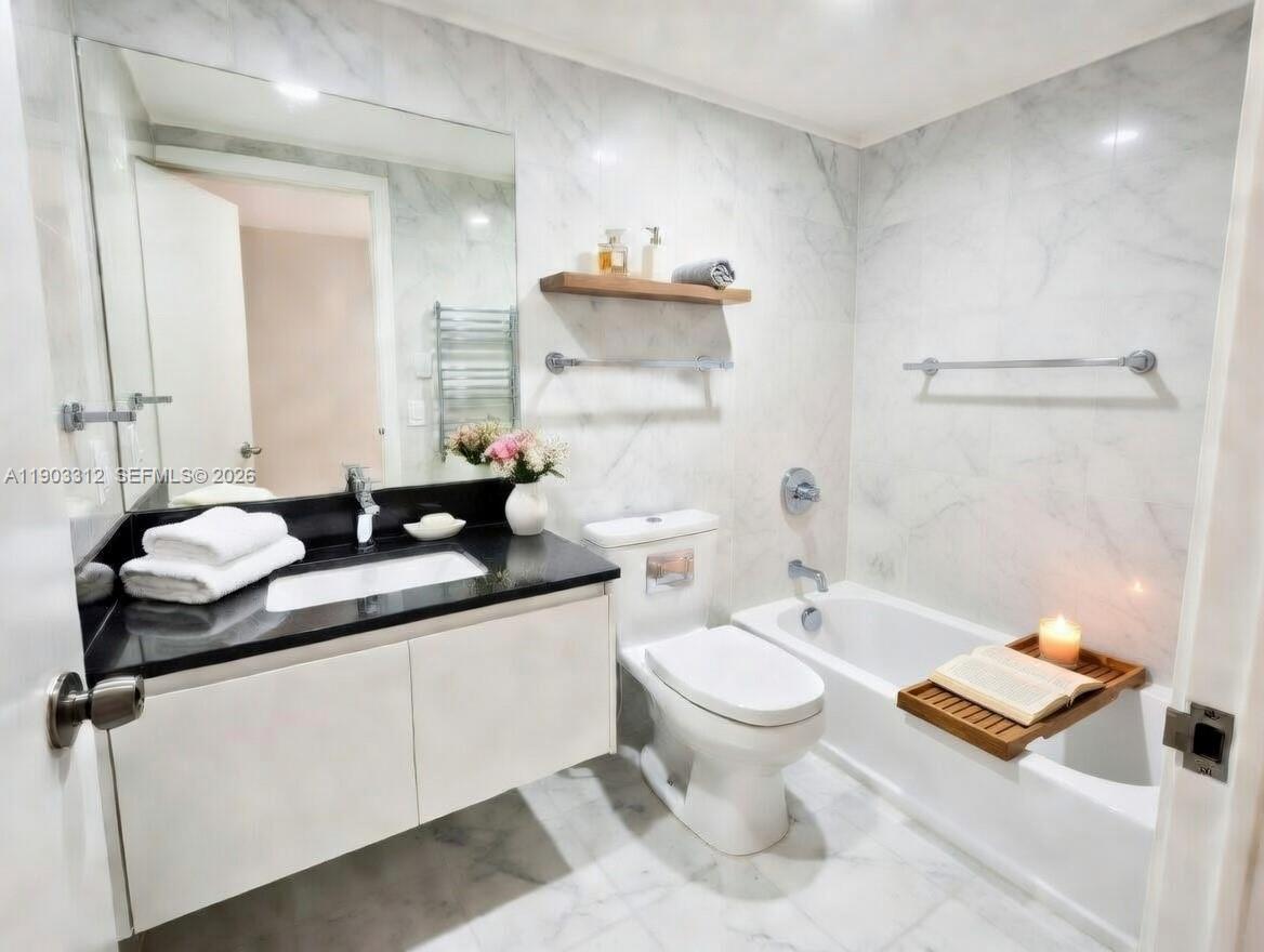 THE PLAZA OF BAL HARBOUR - Residential