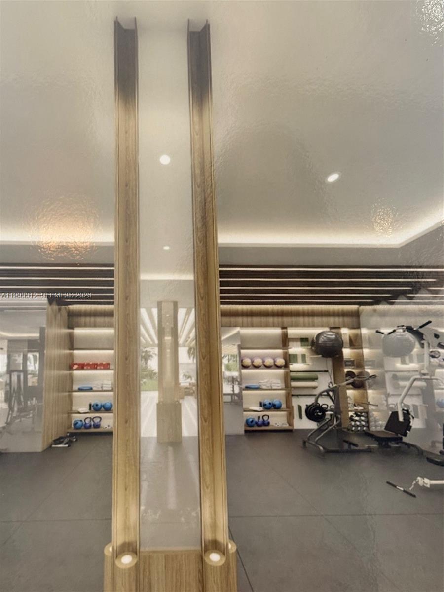 THE PLAZA OF BAL HARBOUR - Residential