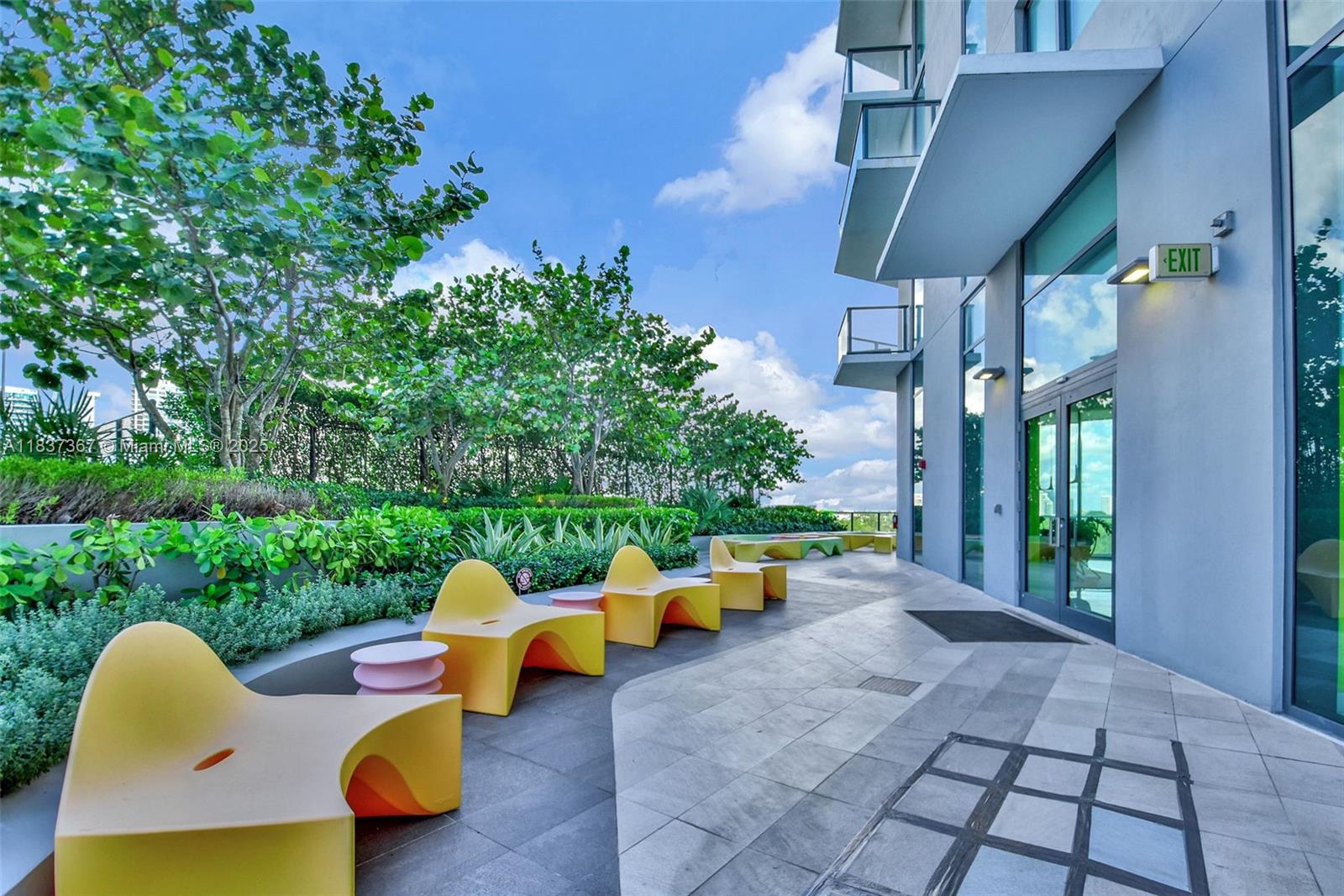 PARAISO BAYVIEWS CONDO - Residential Lease