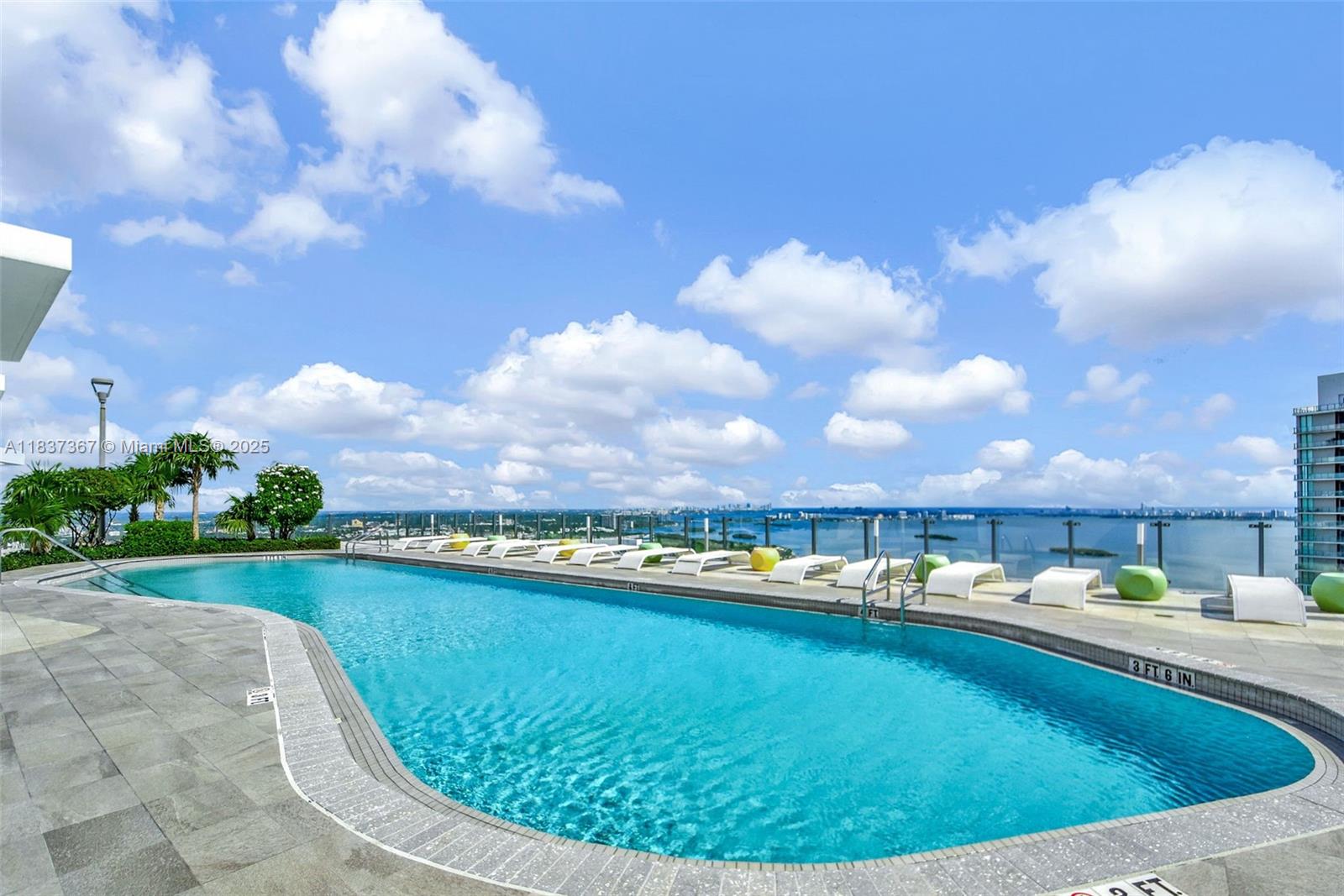 PARAISO BAYVIEWS CONDO - Residential Lease