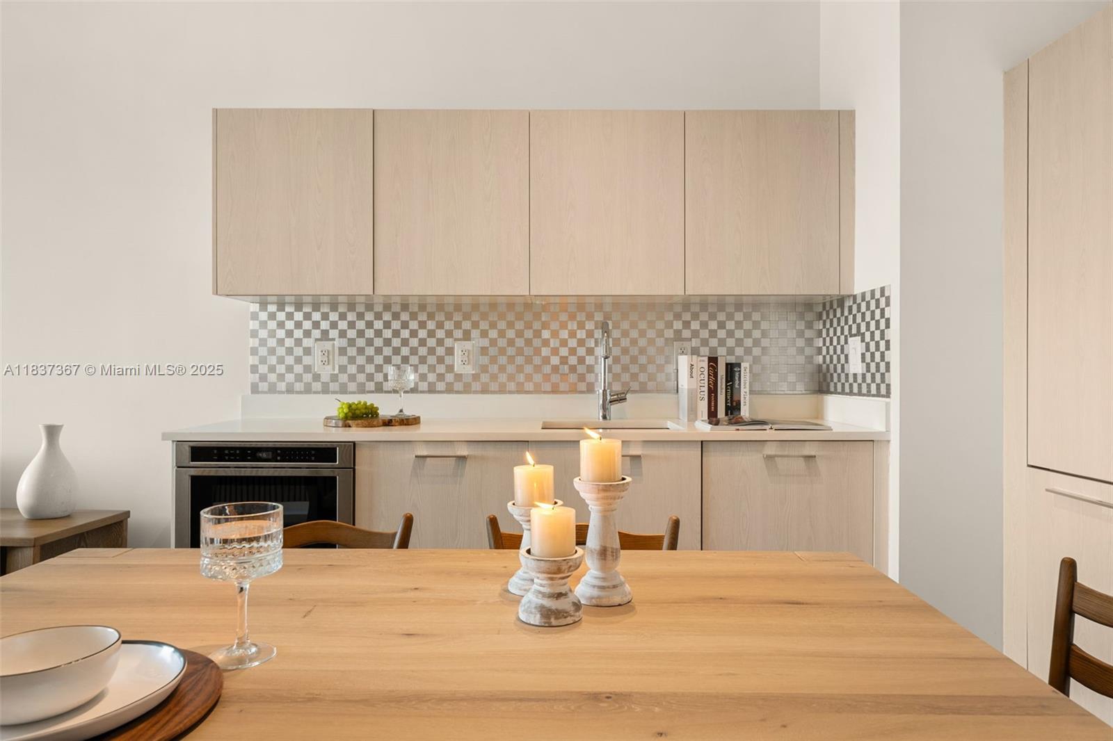 PARAISO BAYVIEWS CONDO - Residential Lease