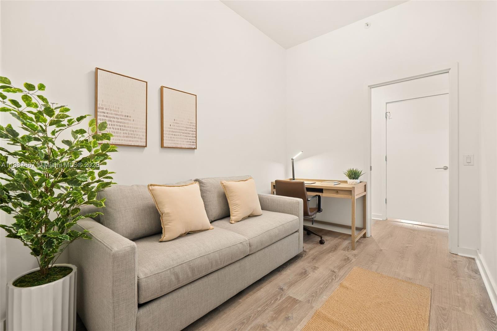 PARAISO BAYVIEWS CONDO - Residential Lease