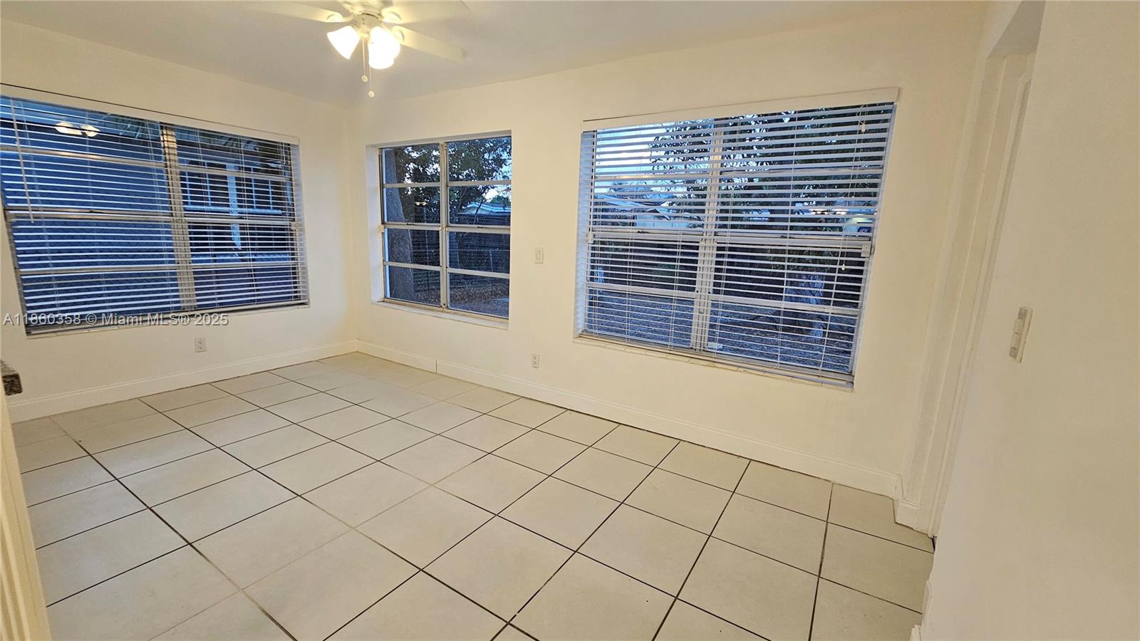 MIRAMAR SEC 11 - Residential