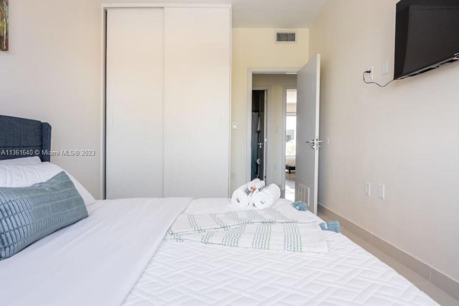 VITTORIA GARDENS - Residential