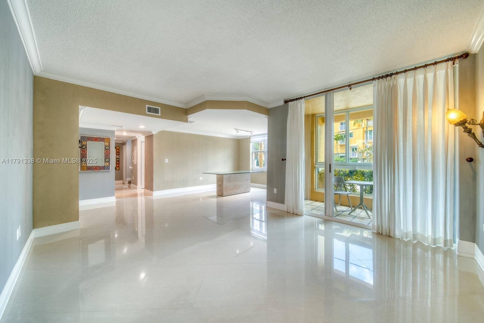 Rental Property at 90 Alton Rd Th-2, Miami Beach, Miami-Dade County, Florida - Bedrooms: 2 
Bathrooms: 3  - $6,500 MO.