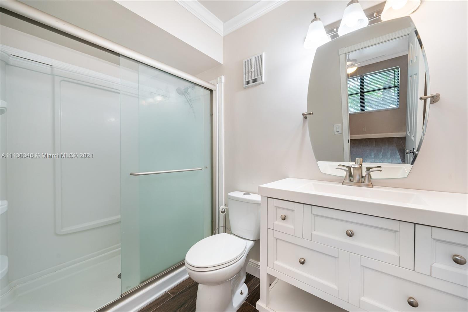 PEMBROKE POINTE SEC TWO - Residential