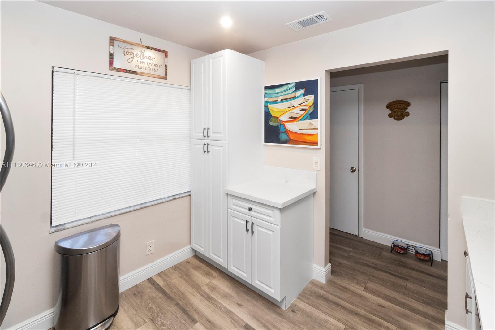 PEMBROKE POINTE SEC TWO - Residential