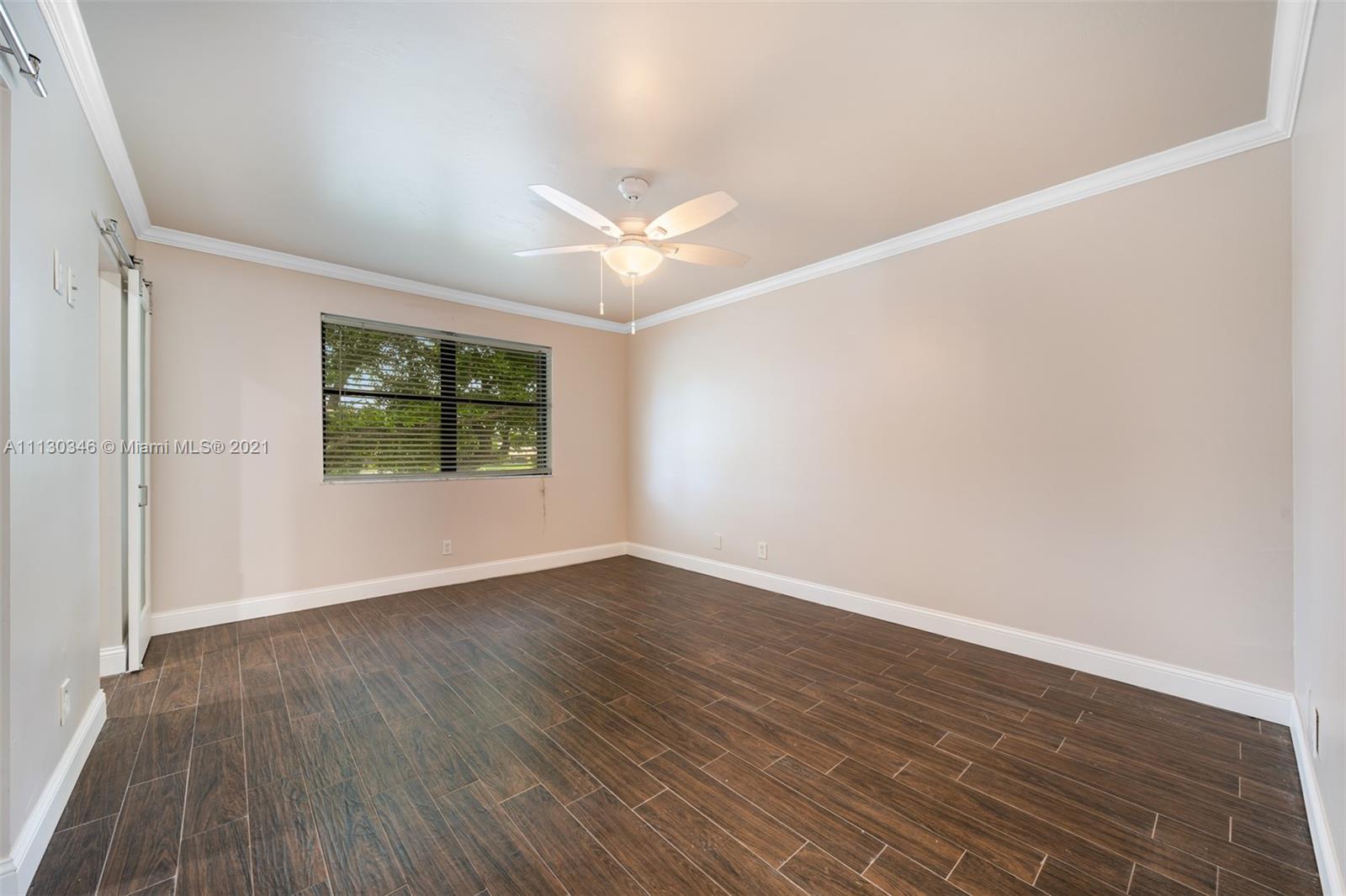 PEMBROKE POINTE SEC TWO - Residential