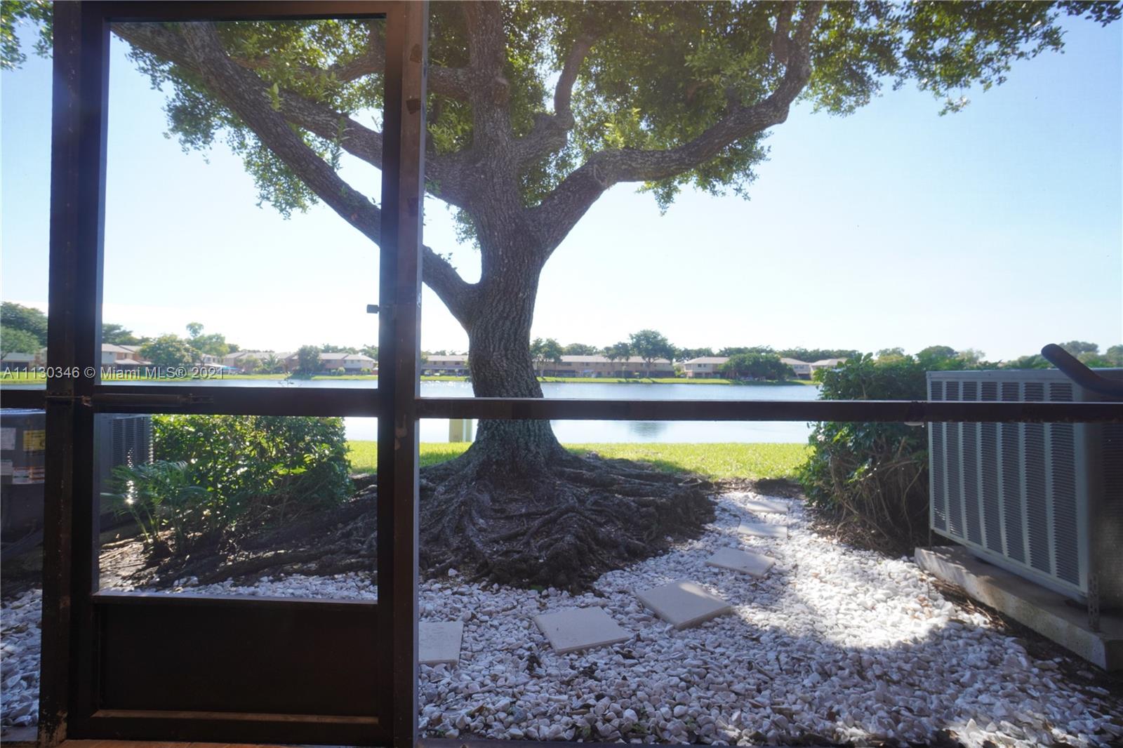 PEMBROKE POINTE SEC TWO - Residential