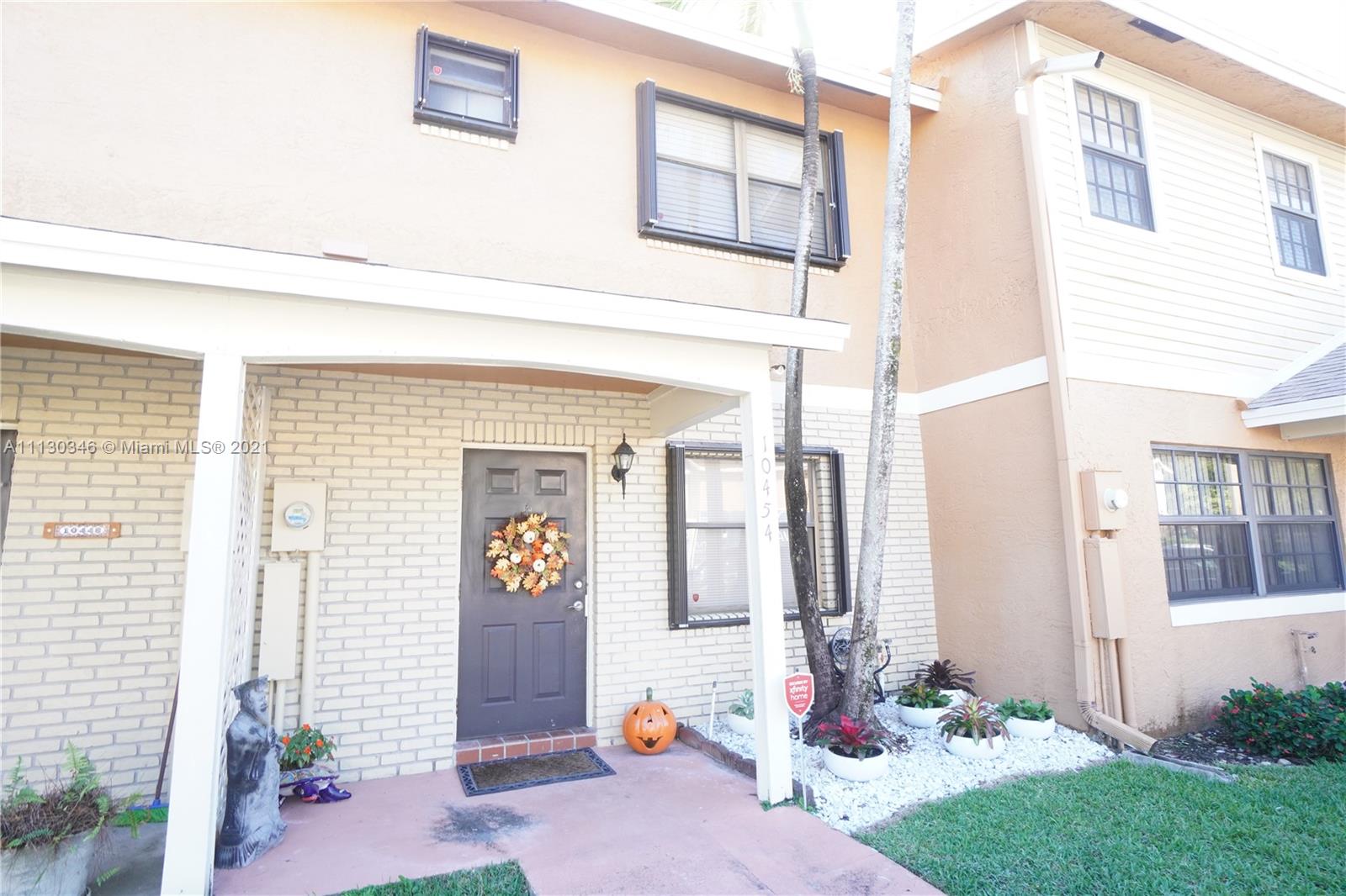 PEMBROKE POINTE SEC TWO - Residential