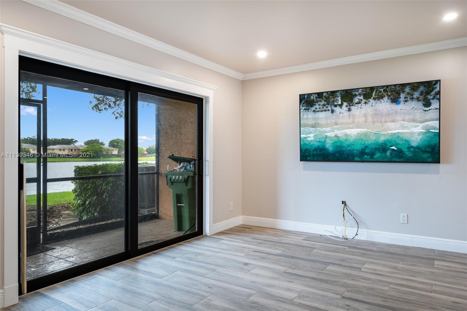 PEMBROKE POINTE SEC TWO - Residential