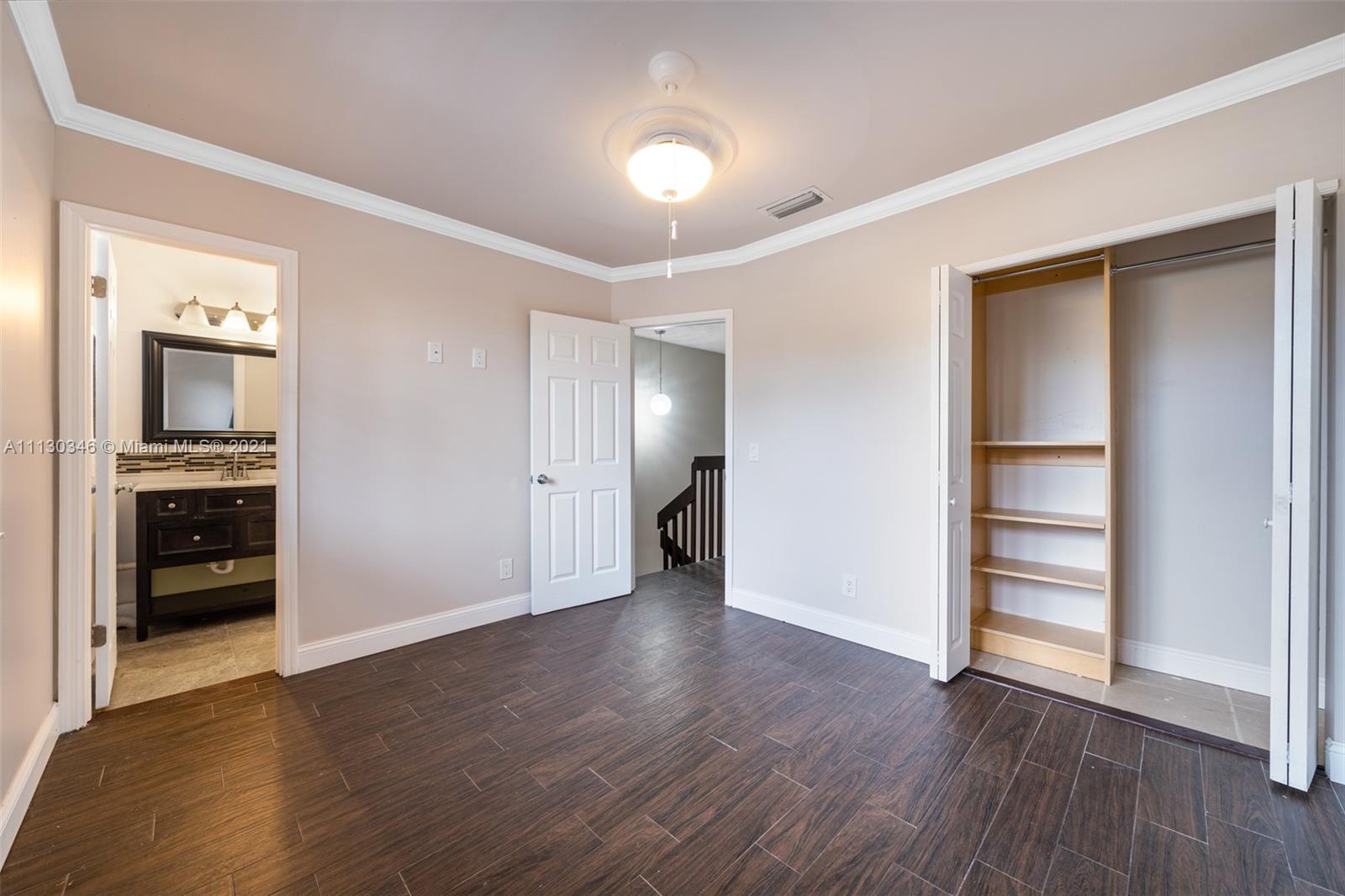 PEMBROKE POINTE SEC TWO - Residential