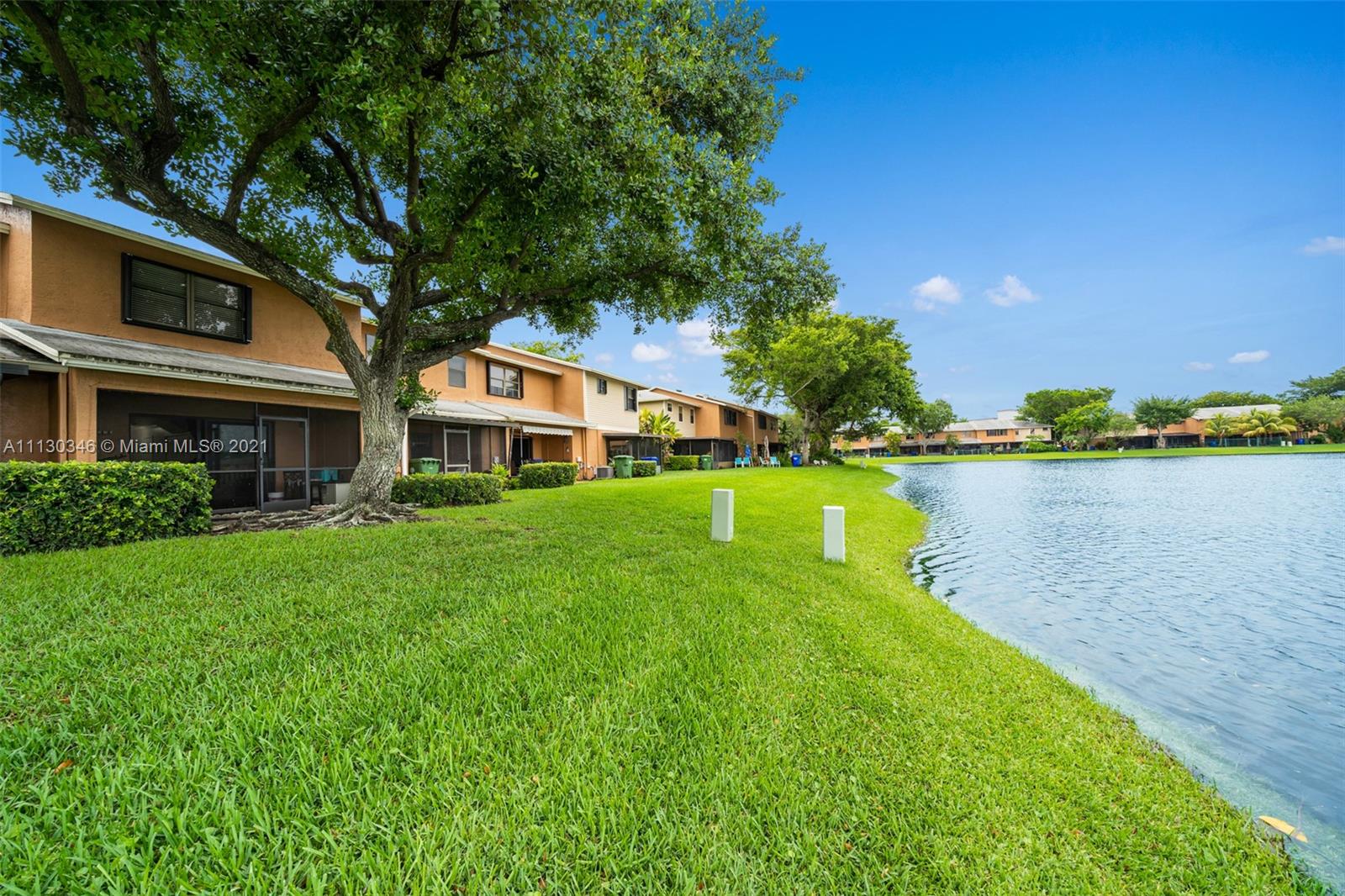 PEMBROKE POINTE SEC TWO - Residential