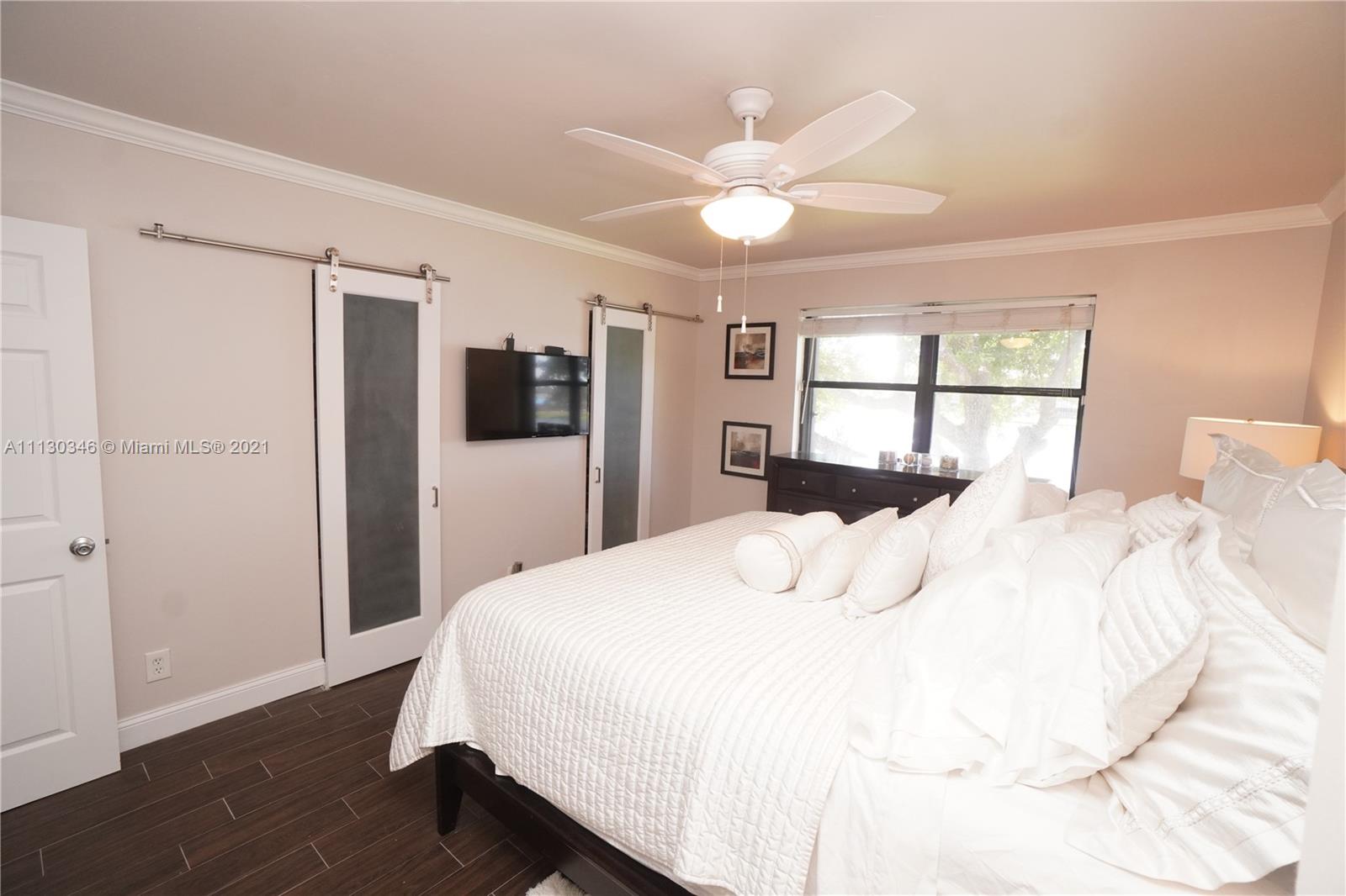 PEMBROKE POINTE SEC TWO - Residential