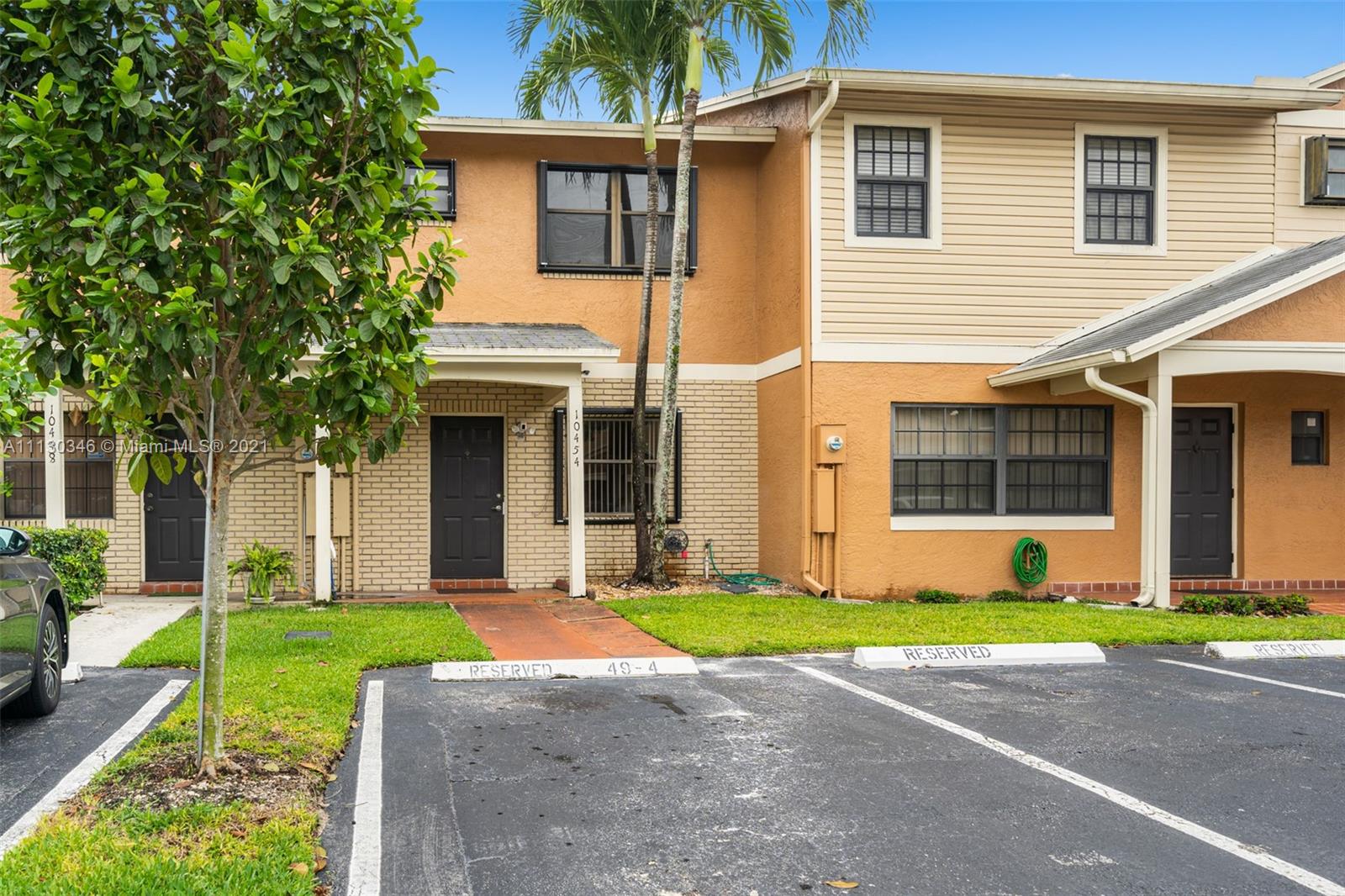 PEMBROKE POINTE SEC TWO - Residential