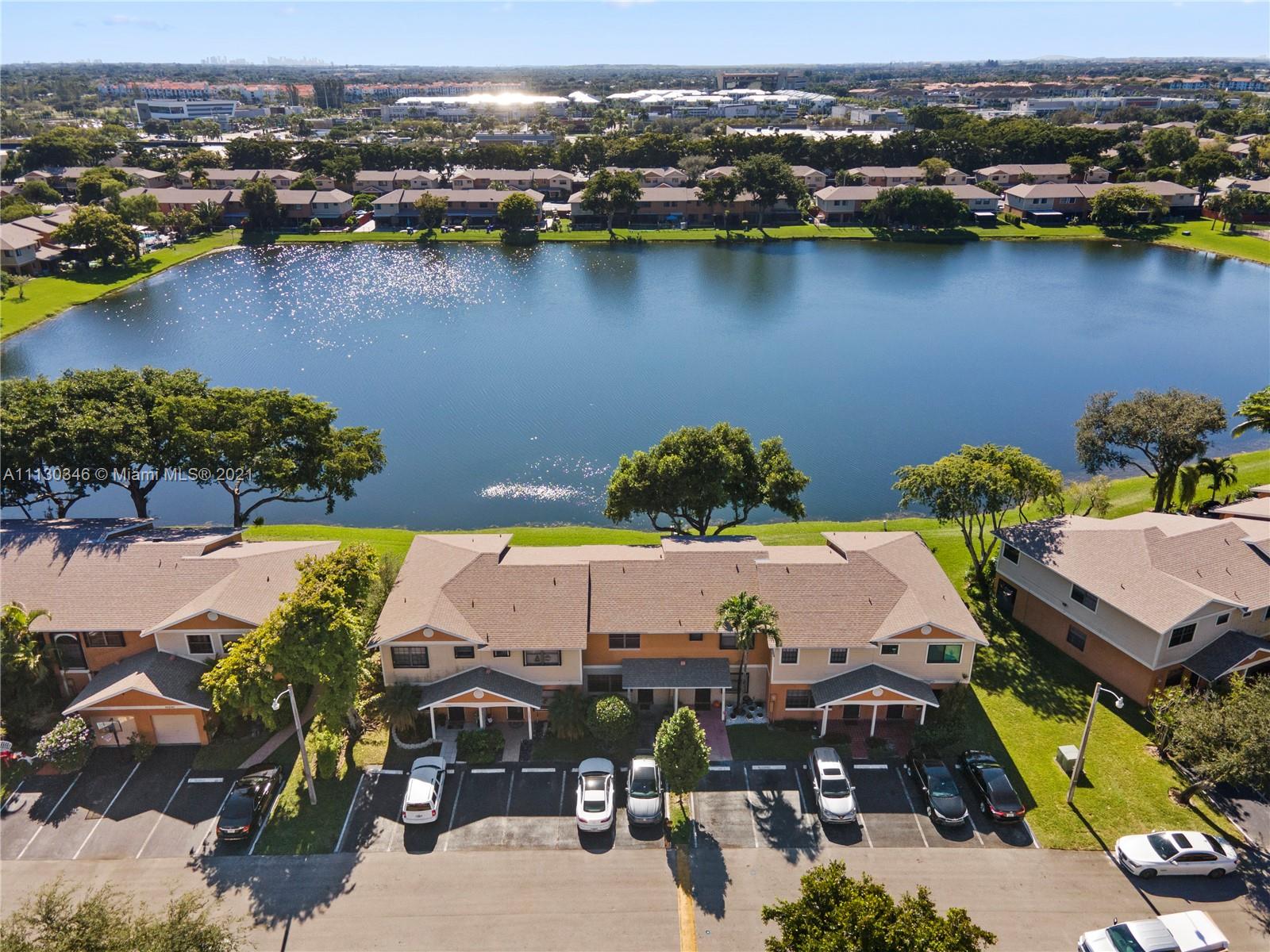 PEMBROKE POINTE SEC TWO - Residential