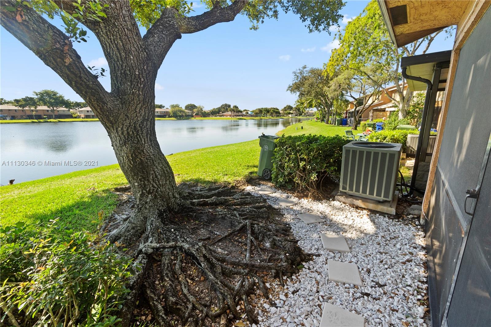 PEMBROKE POINTE SEC TWO - Residential