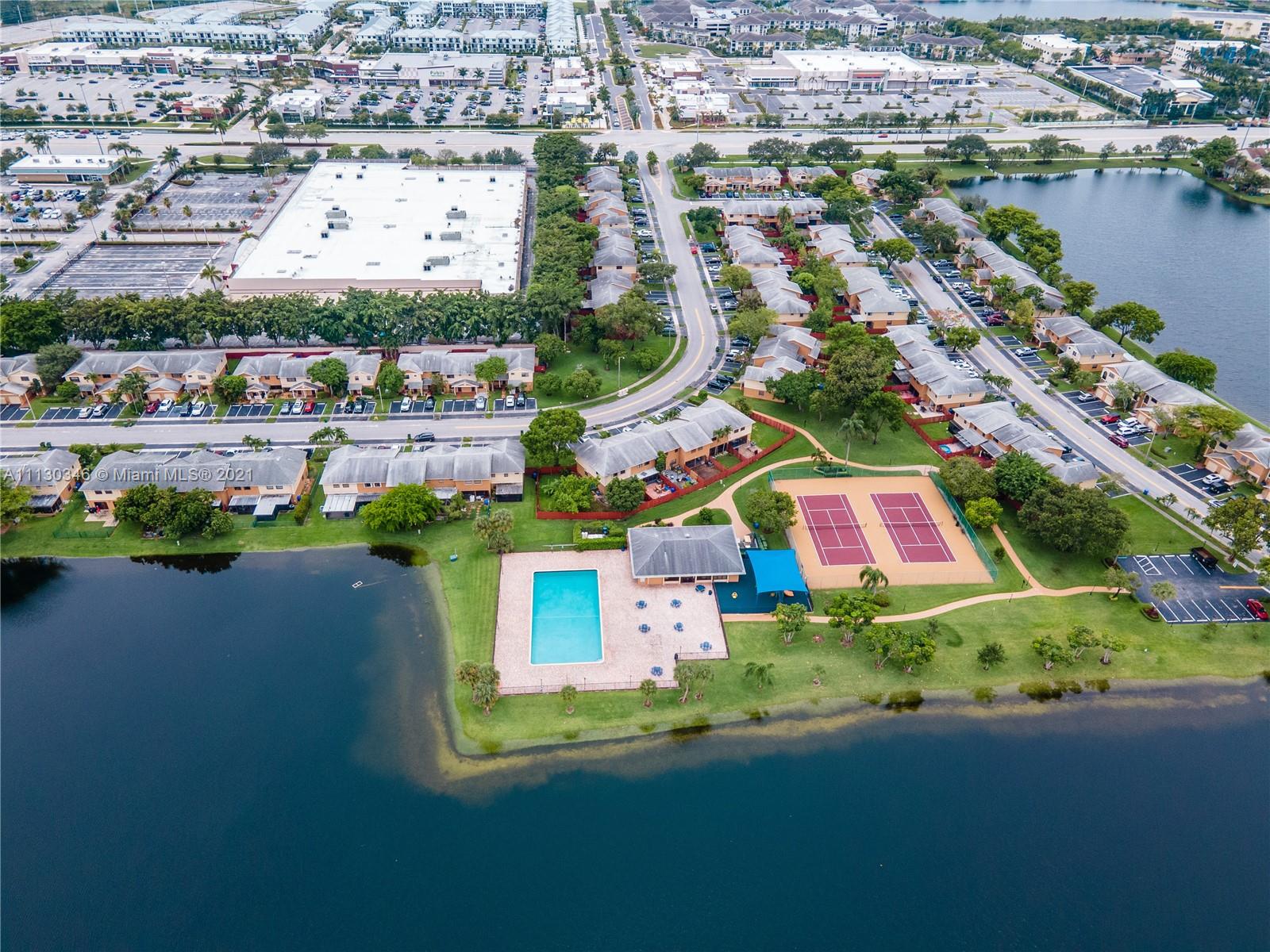 PEMBROKE POINTE SEC TWO - Residential