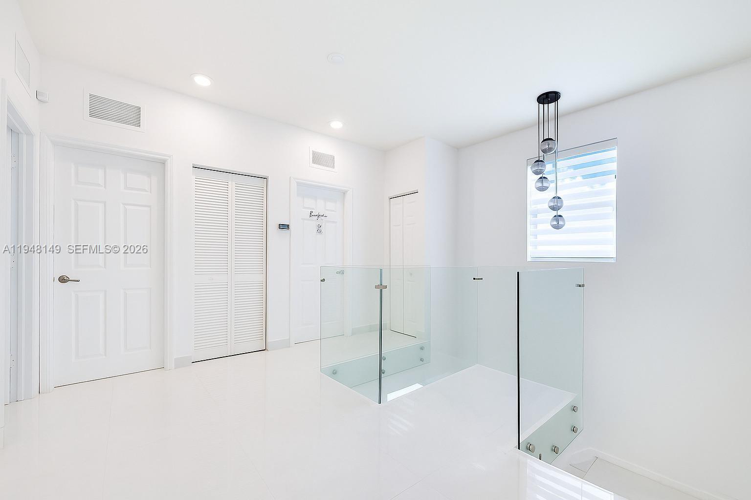 COCO PALM ESTATES - Residential