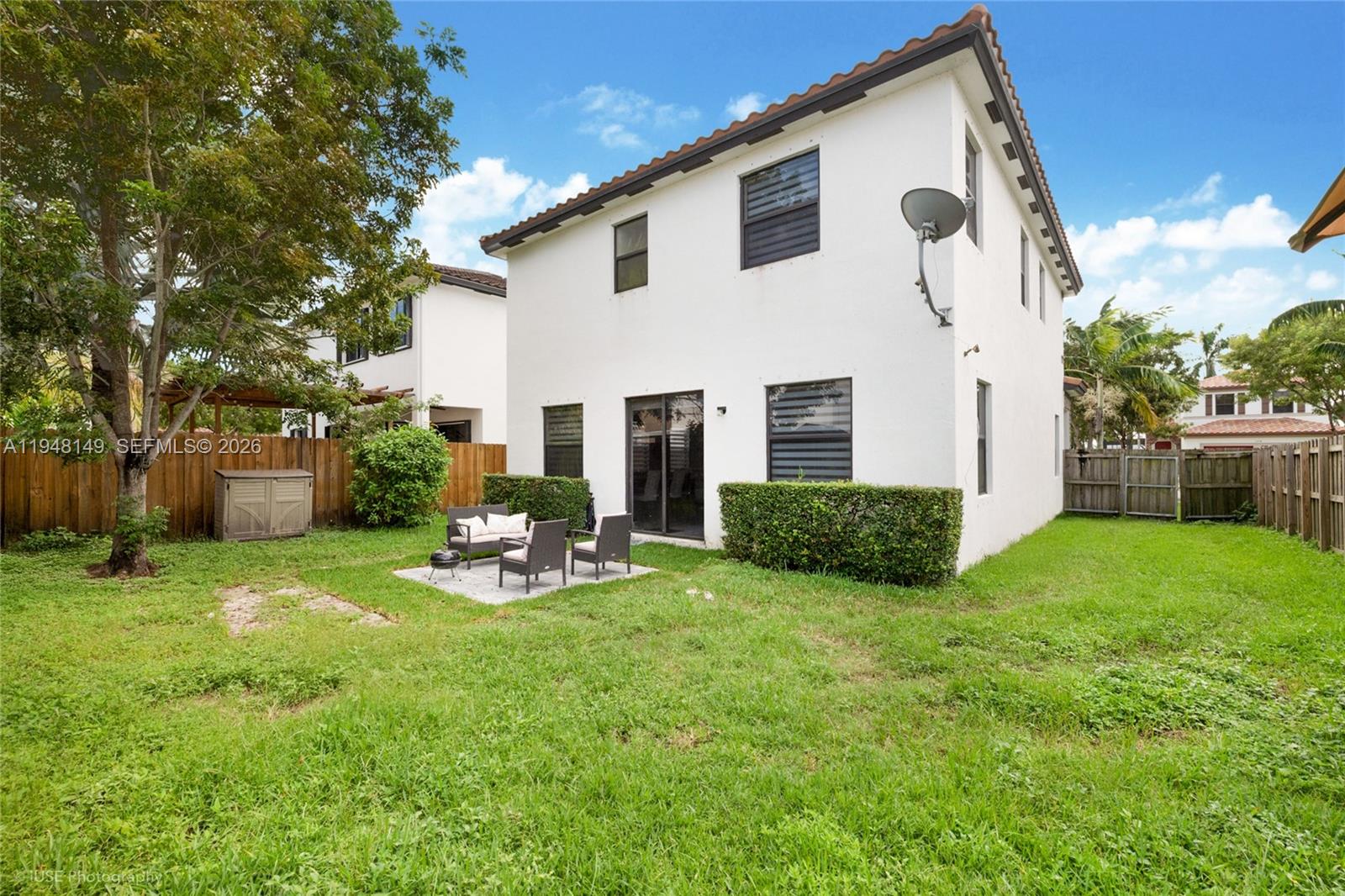 COCO PALM ESTATES - Residential