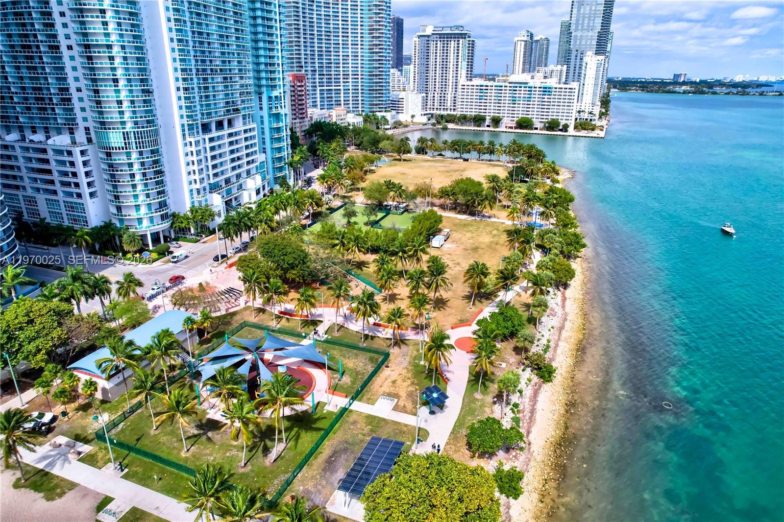 CITE CONDO - Residential