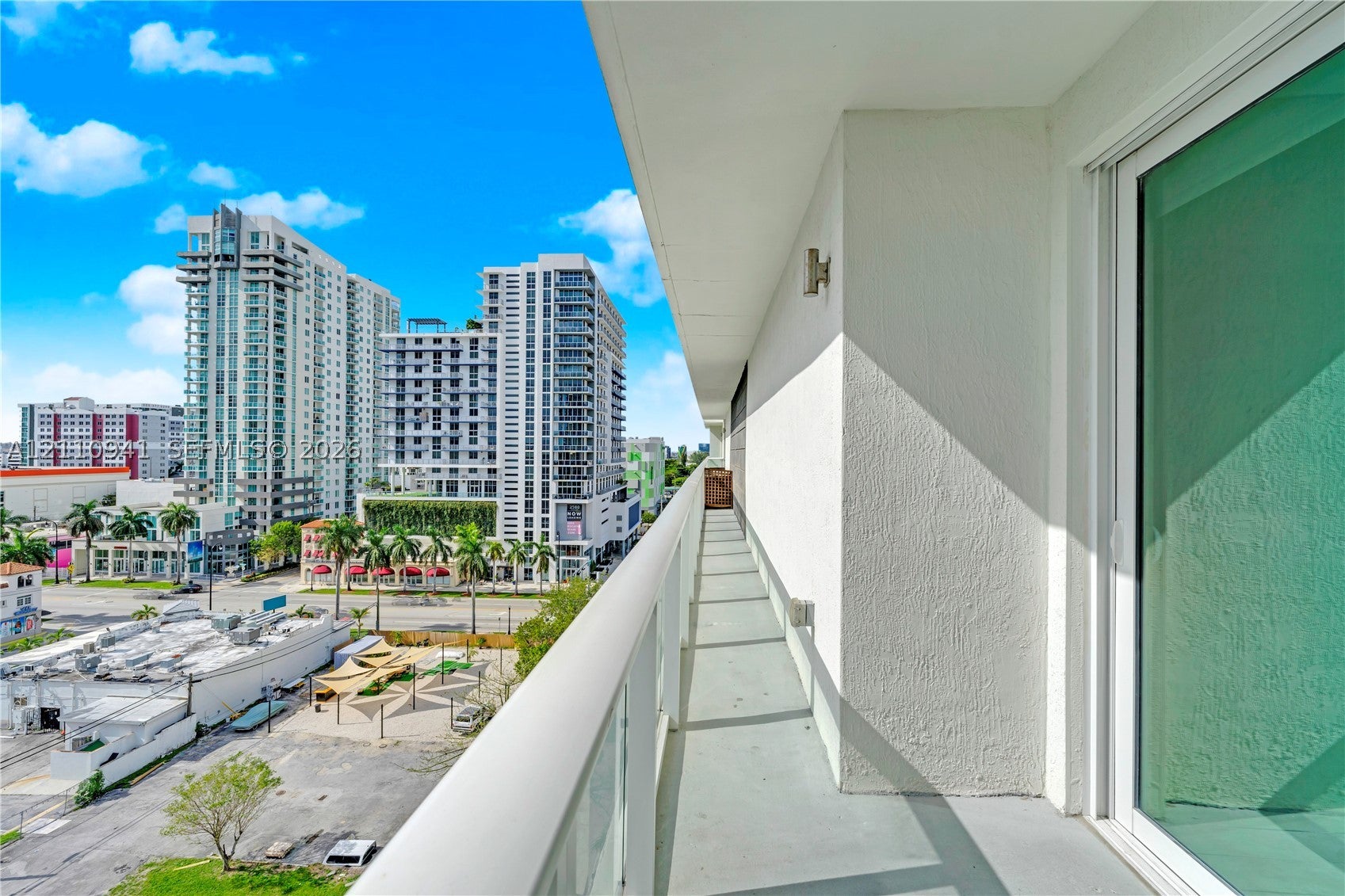 321 NE 26th St 907
