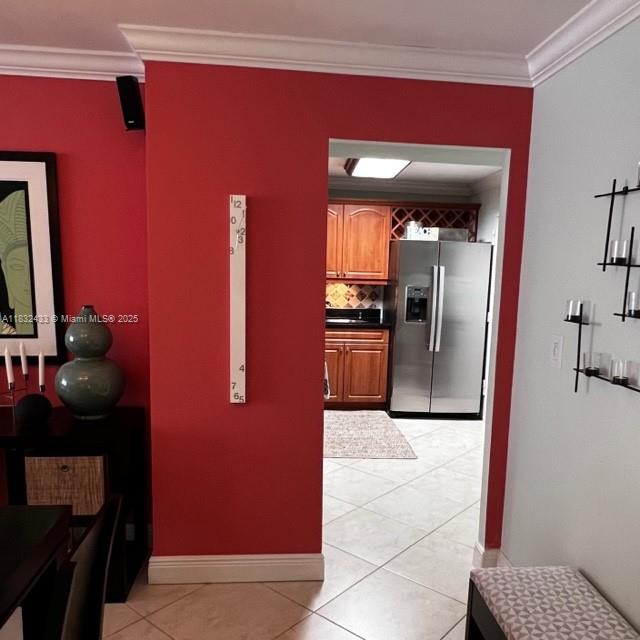 6039 Collins Ave 823