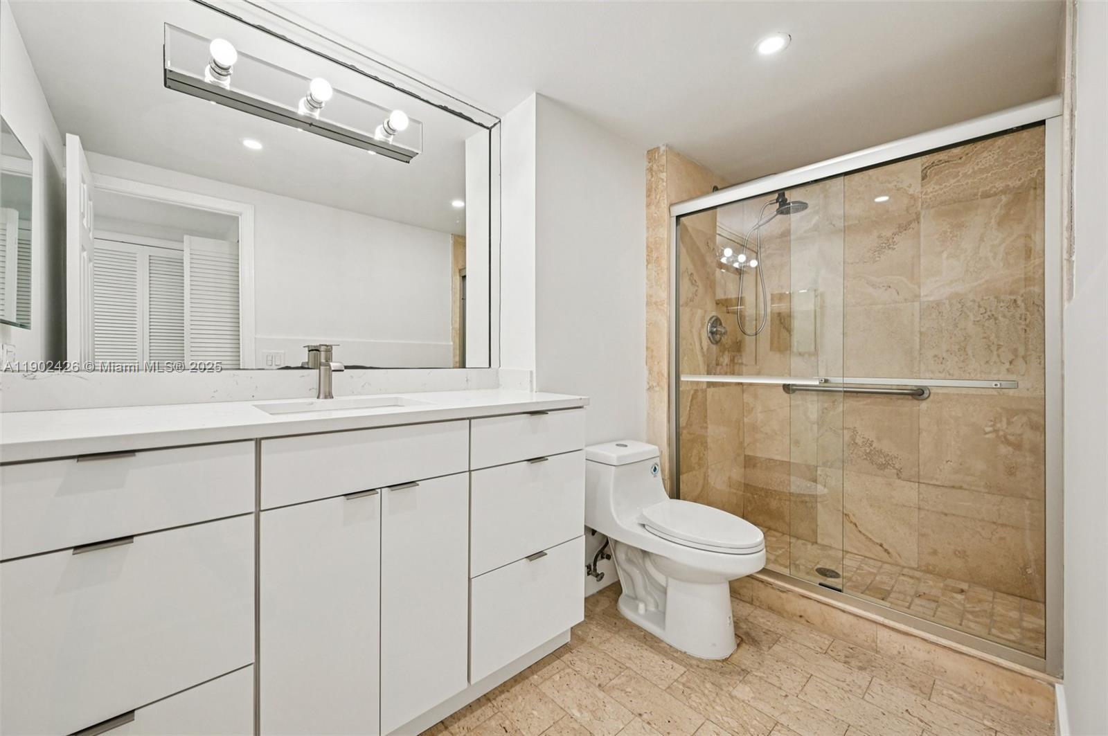 CRICKET CLUB CONDO - Residential