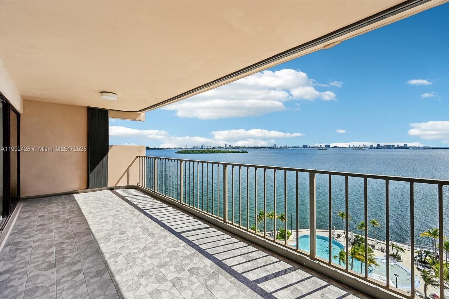 CRICKET CLUB CONDO - Residential