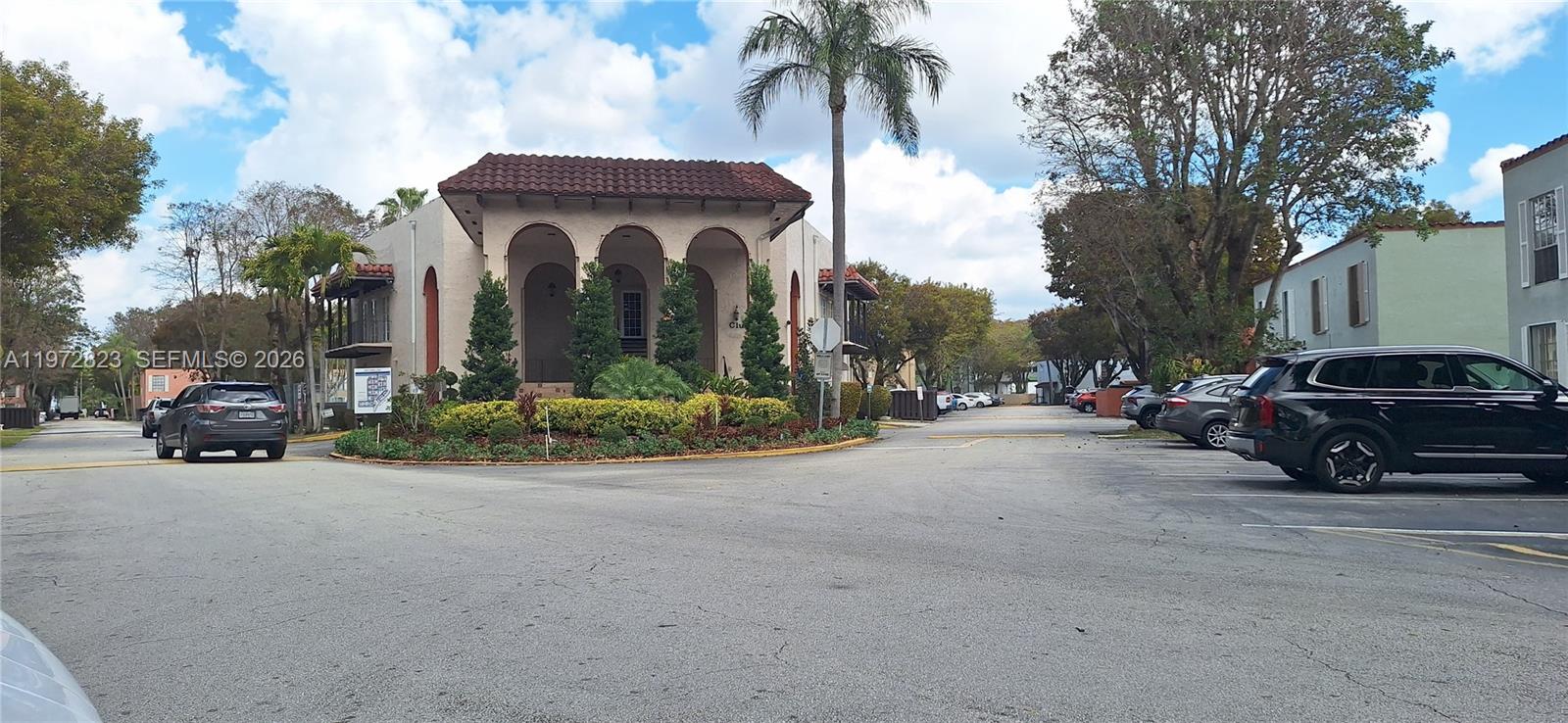 SPANISH TRACE CONDO - Residential