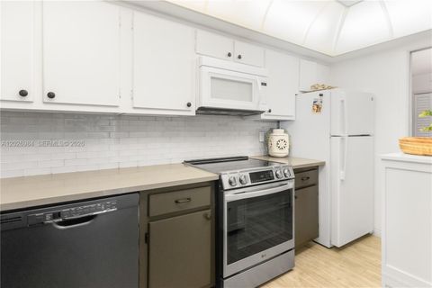 Tiny photo for 743 N Riverside Dr #4B, Pompano Beach, FL 33062 (MLS # A12026984)