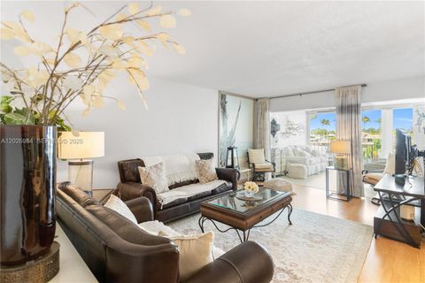 Tiny photo for 743 N Riverside Dr #4B, Pompano Beach, FL 33062 (MLS # A12026984)