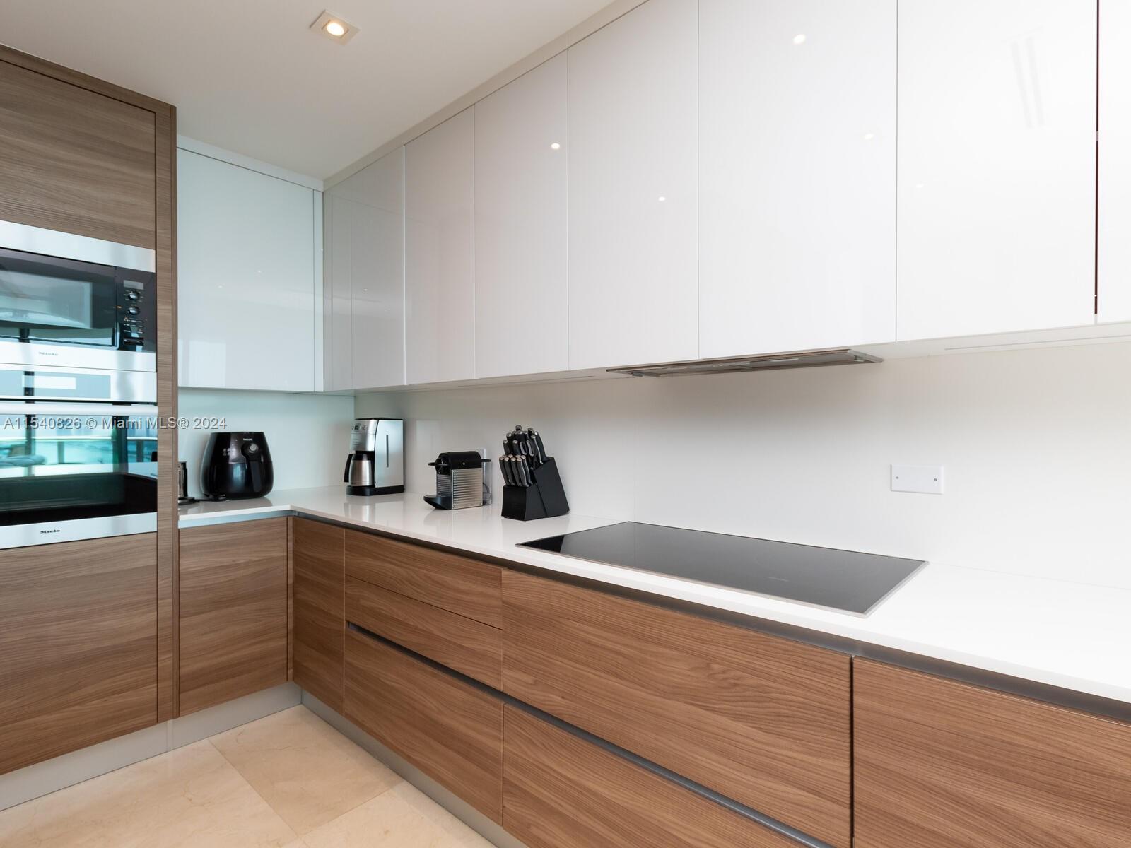 900 BISCAYNE BAY CONDO - Residential