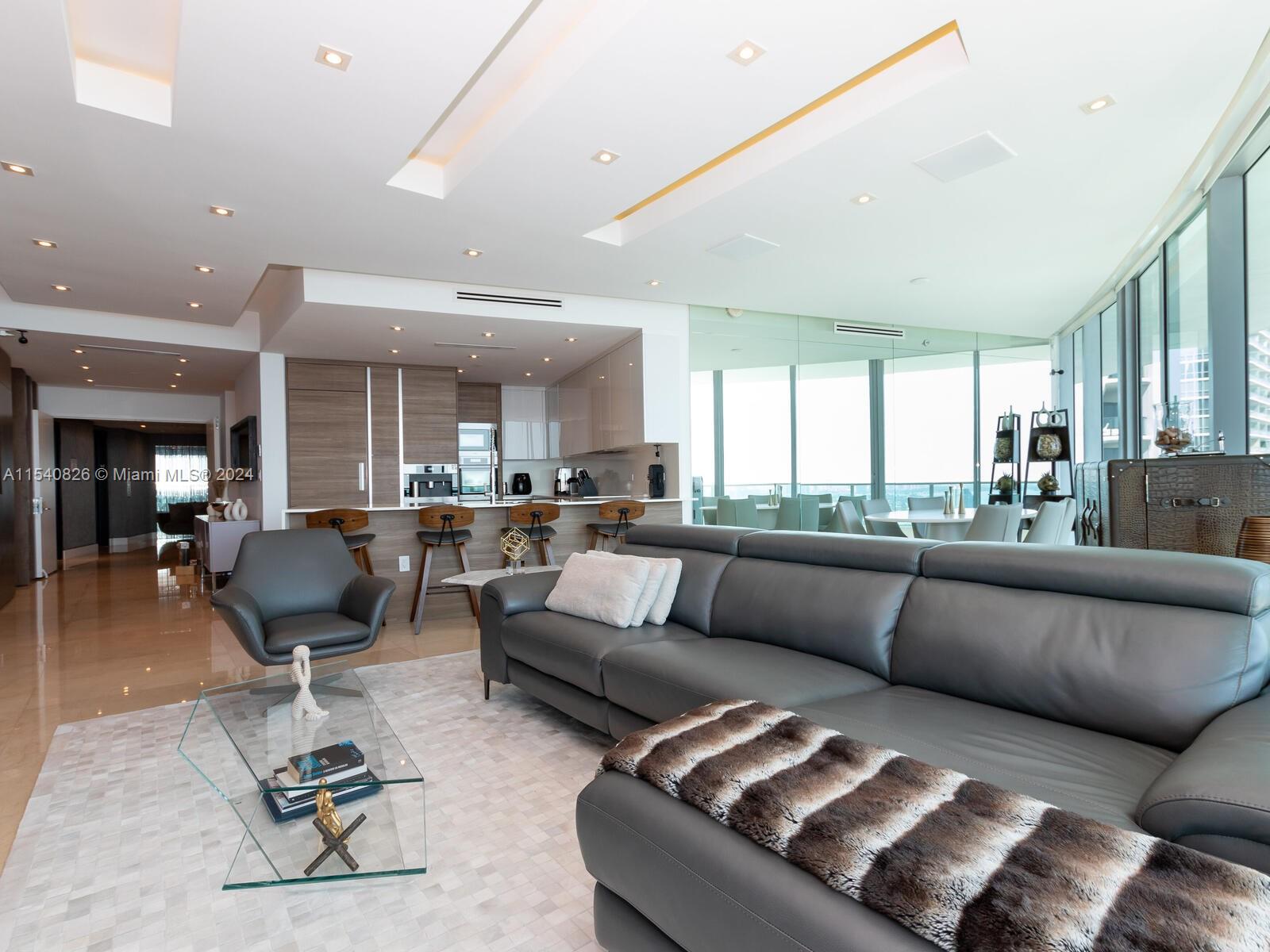 900 BISCAYNE BAY CONDO - Residential