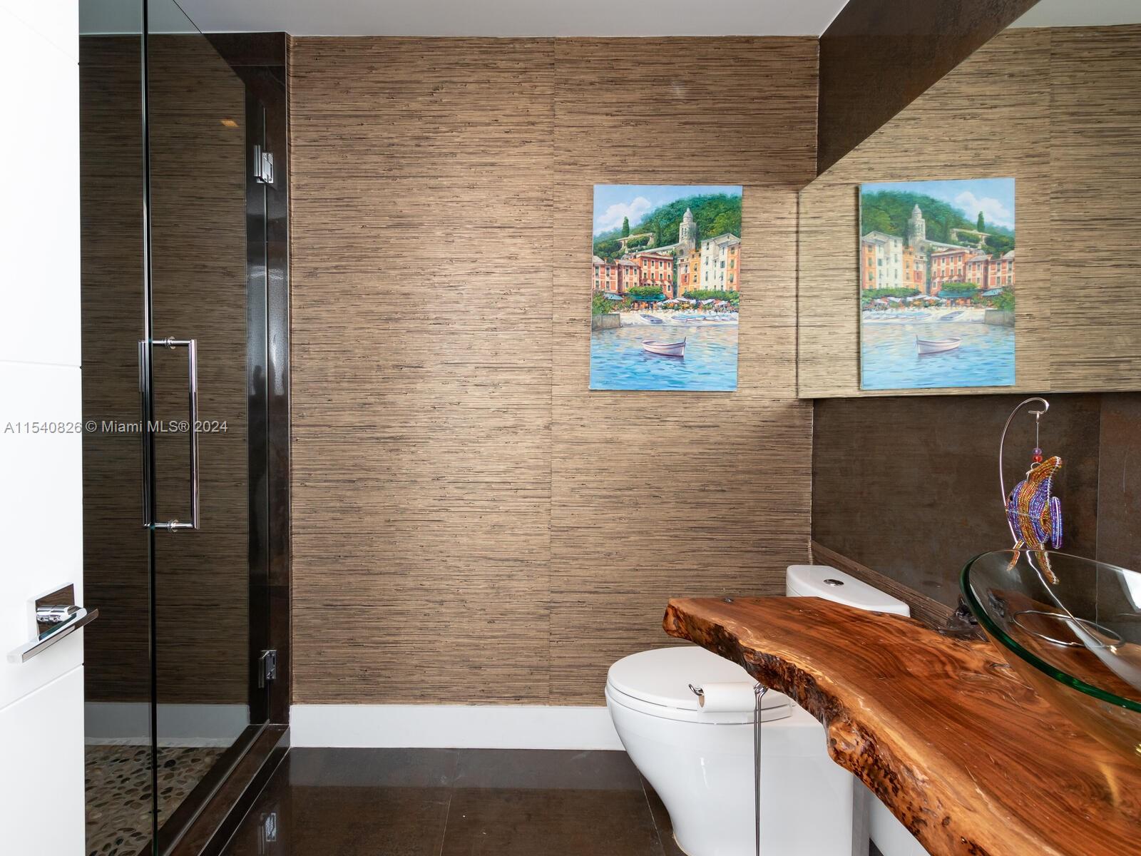 900 BISCAYNE BAY CONDO - Residential