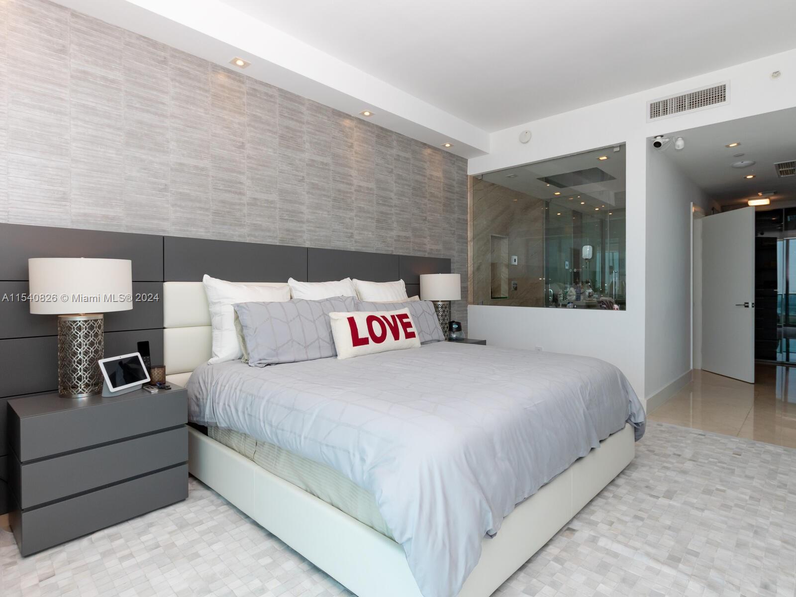 900 BISCAYNE BAY CONDO - Residential