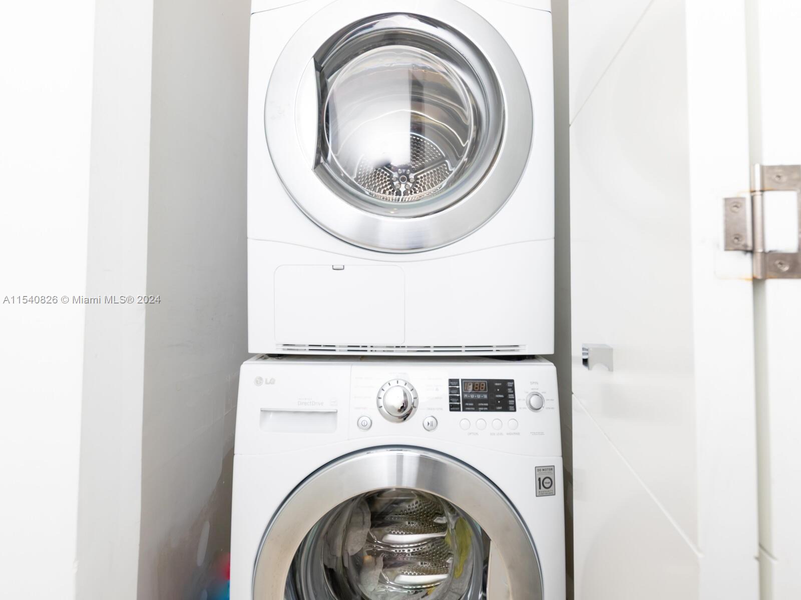 900 BISCAYNE BAY CONDO - Residential