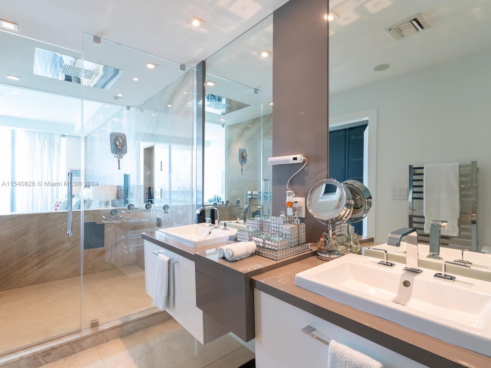 900 BISCAYNE BAY CONDO - Residential