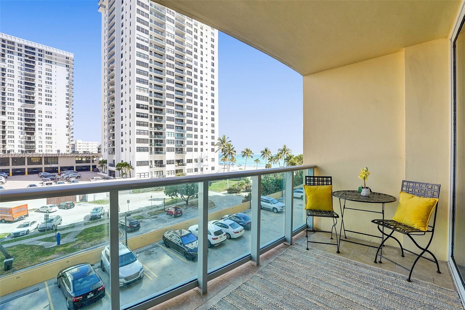 WAVE CONDO - Residential Lease