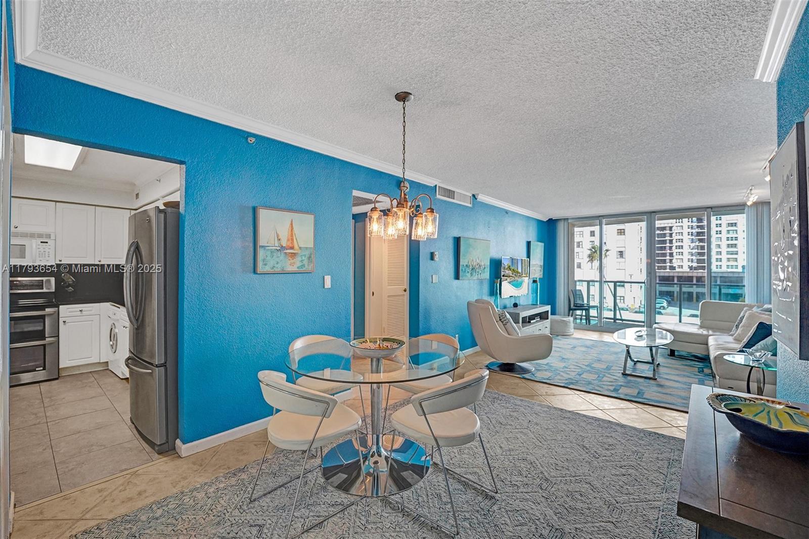 WAVE CONDO - Residential Lease