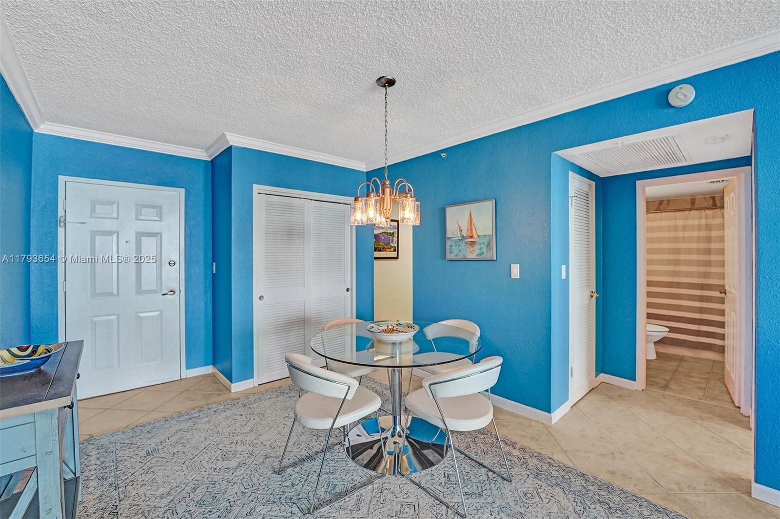 WAVE CONDO - Residential Lease