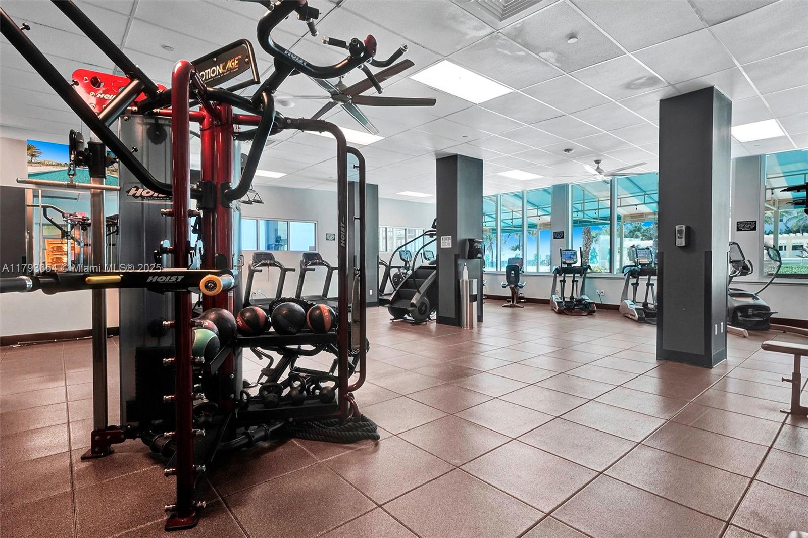 WAVE CONDO - Residential Lease