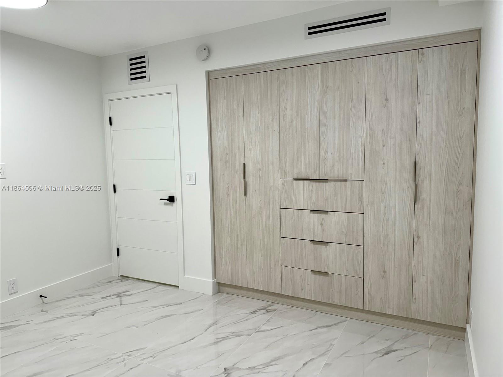 TURNBERRY ISLE CONDO - Residential