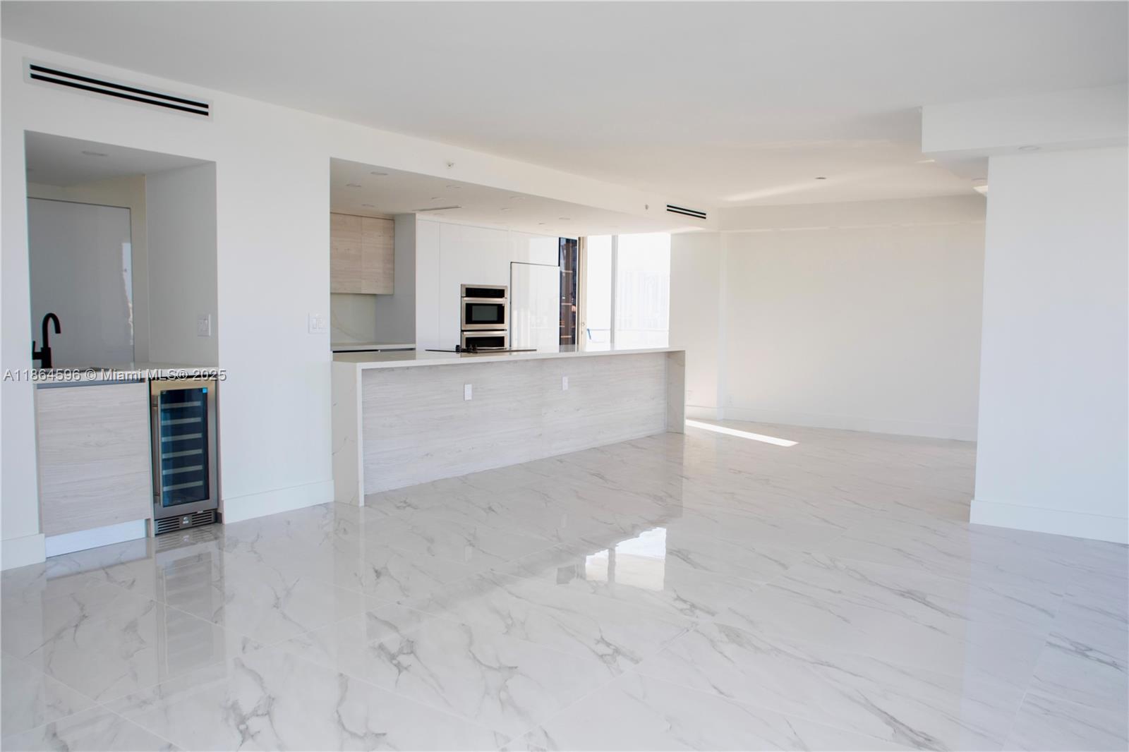 TURNBERRY ISLE CONDO - Residential