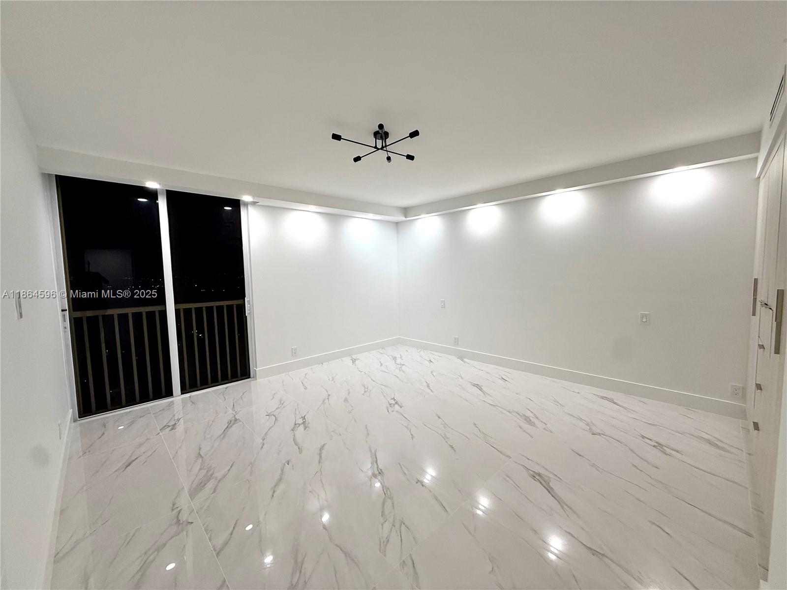 TURNBERRY ISLE CONDO - Residential