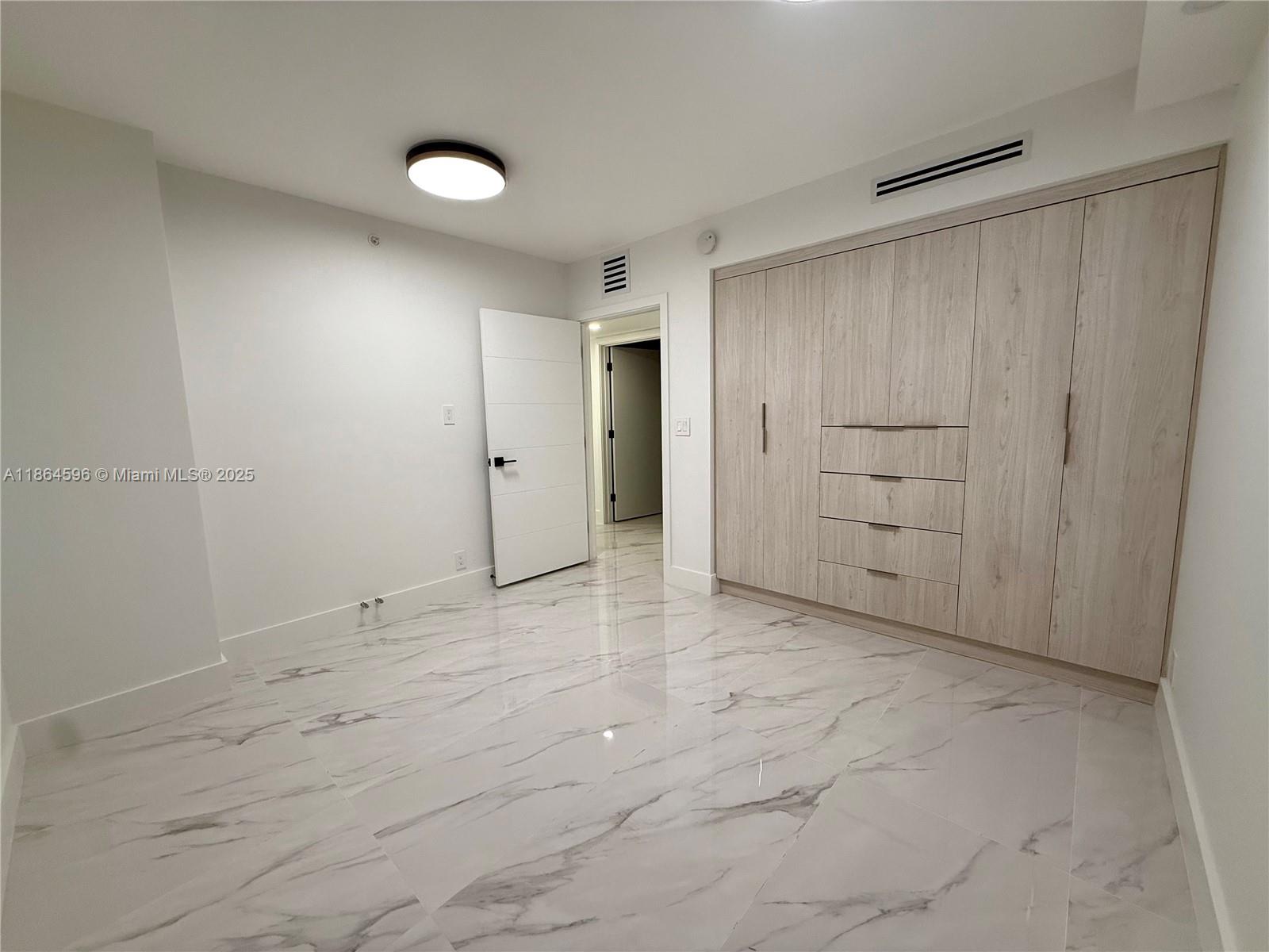 TURNBERRY ISLE CONDO - Residential