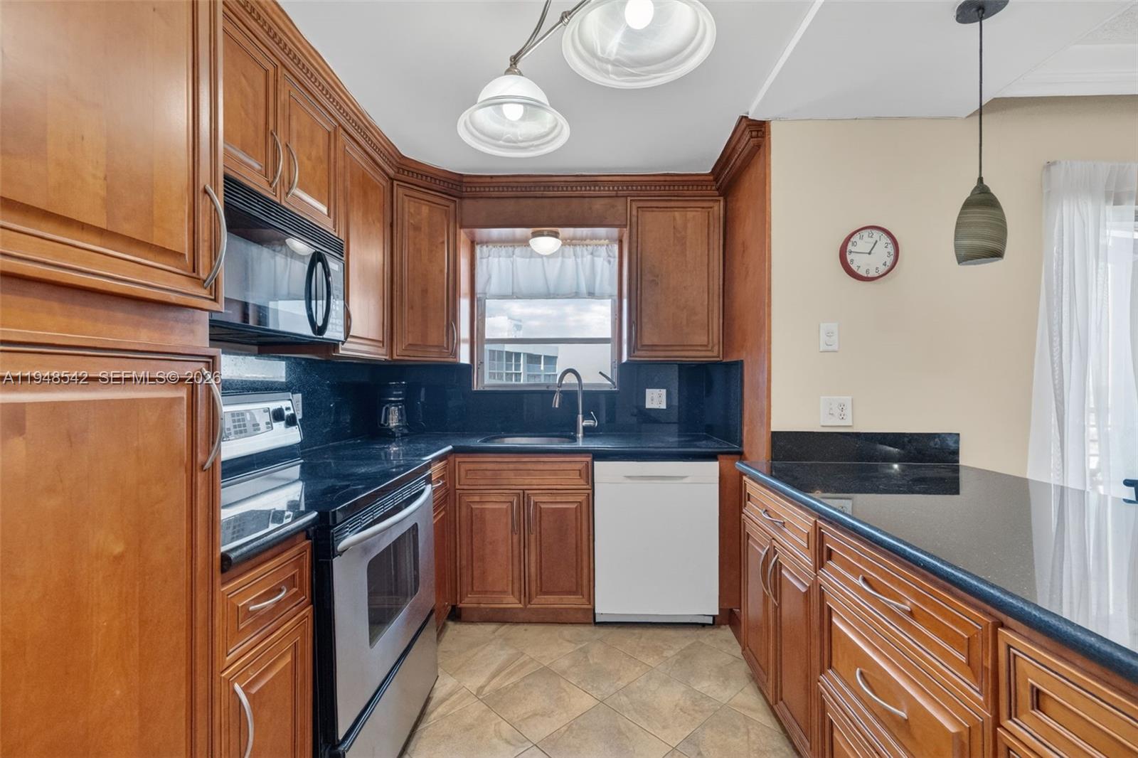 GARDEN-AIRE VILLAGE - Residential