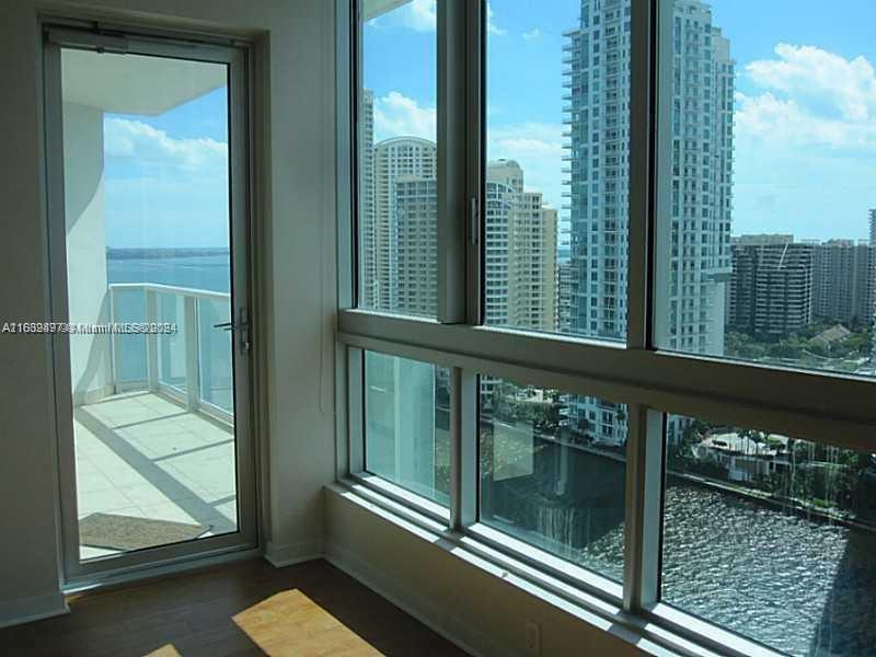 300 S Biscayne Blvd Blvd T-2506, Miami, Broward County, Florida - 2 Bedrooms  
2 Bathrooms - 